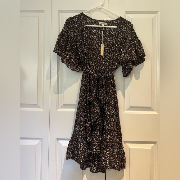 Max Studio Dresses & Skirts - New Max Studio Wrap Dress size Small